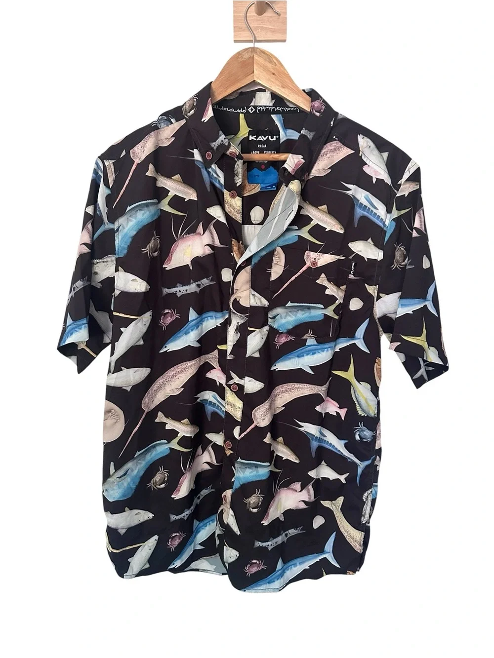 KAVU River Wrangler Short-Sleeve Shirt Fish Fiesta Print Size Medium